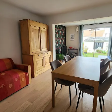 Maison Proche Centre Et Circuit Avec Jardin *