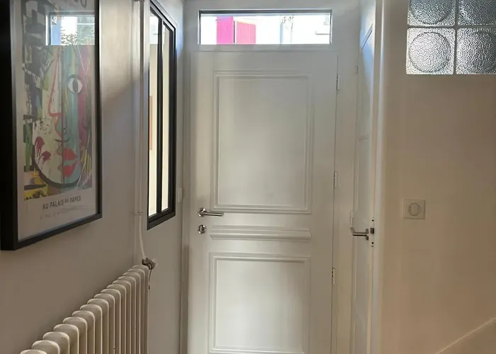 Maison Proche Centre Et Circuit Avec Jardin