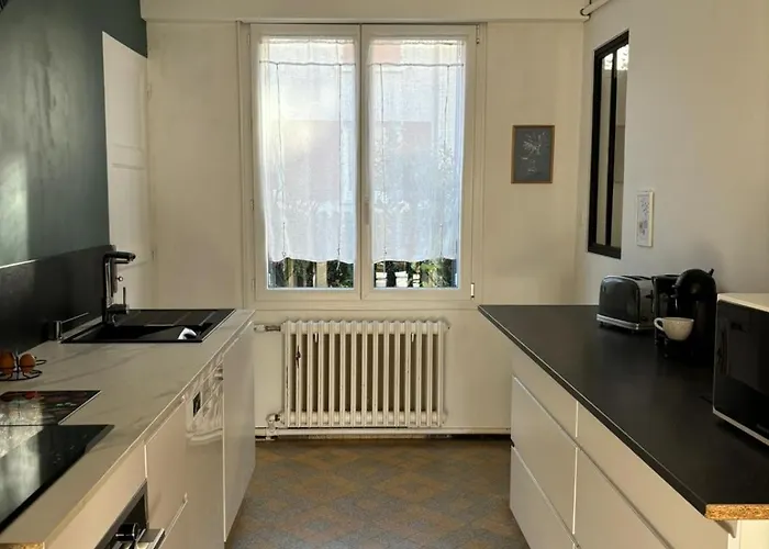 Maison Proche Centre Et Circuit Avec Jardin Casa de Férias Le Mans