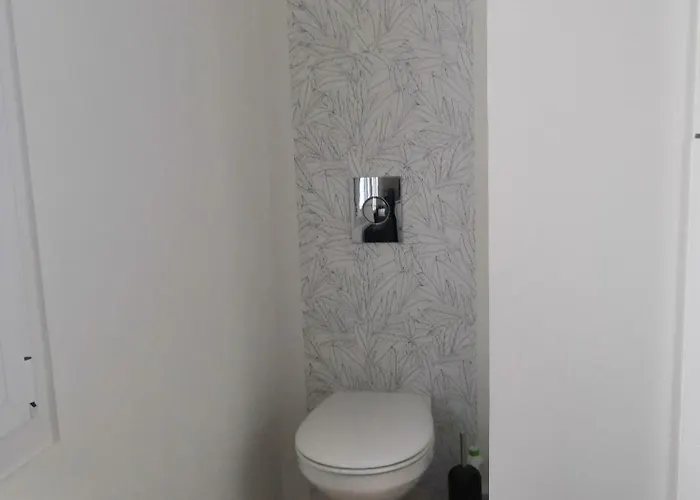 Maison Proche Centre Et Circuit Avec Jardin Casa de Férias Le Mans