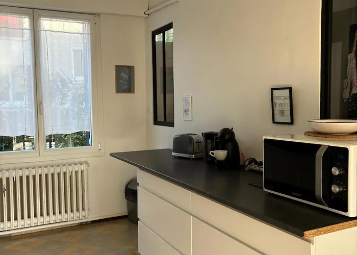 Casa de Férias Maison Proche Centre Et Circuit Avec Jardin *